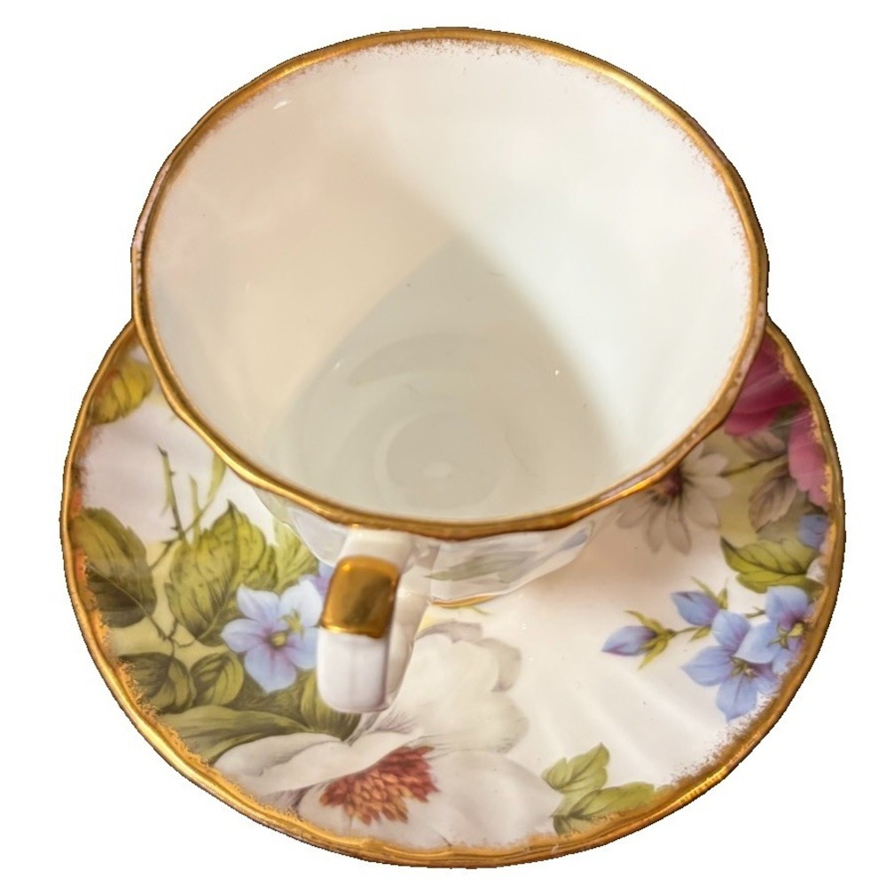 Vintage Duchess Bone China Teacup Saucer England Pink Roses Floral Gold Trim - Picture 5 of 10